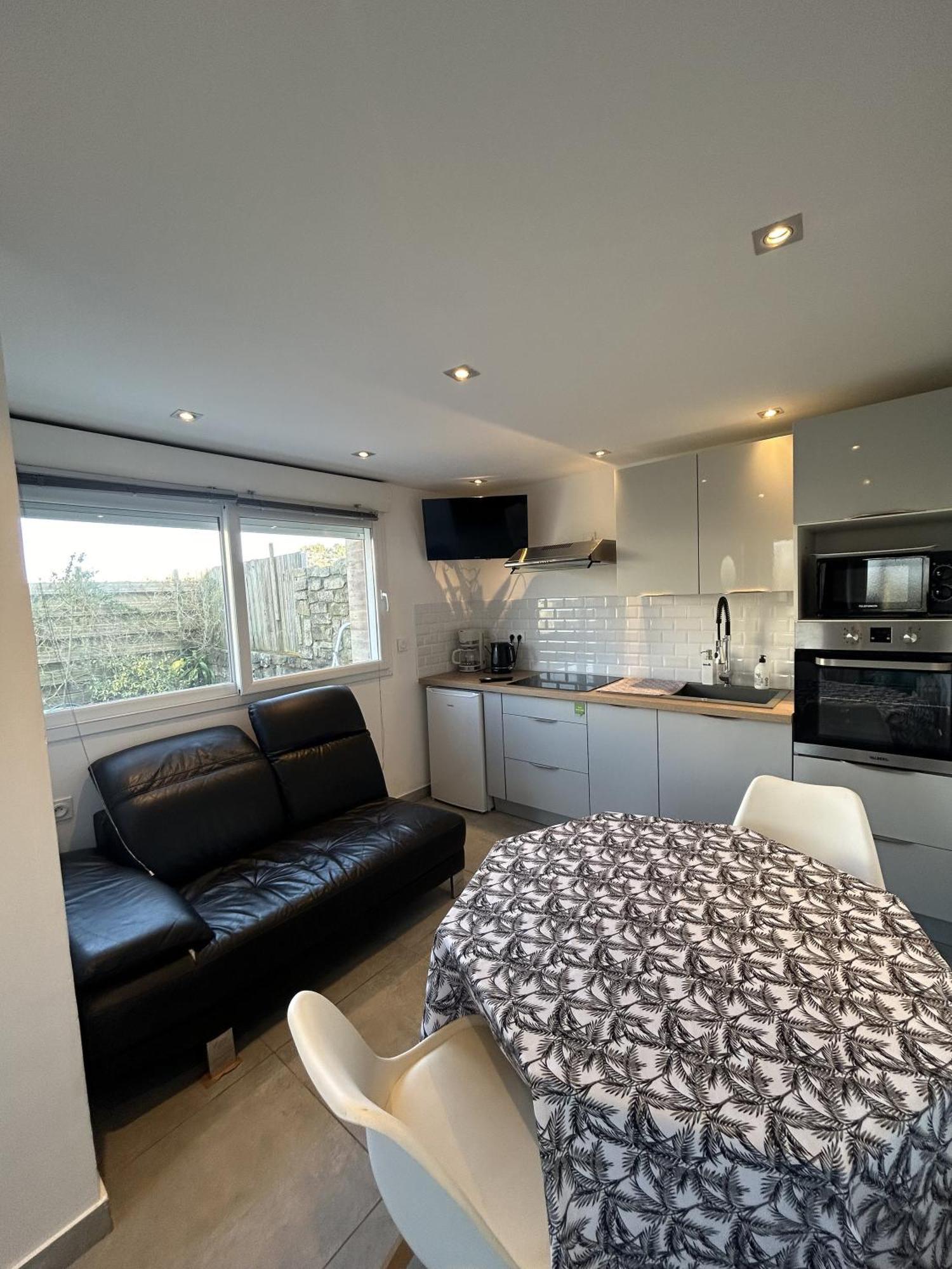 Petit Duplex Proche Mer Plouhinec  Buitenkant foto